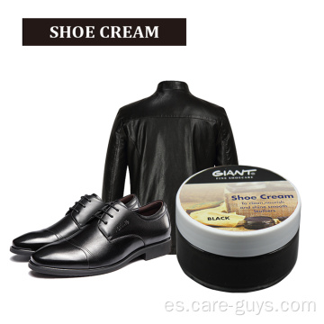 Cuero de cuero de crema de zapatos Clean y pulido.